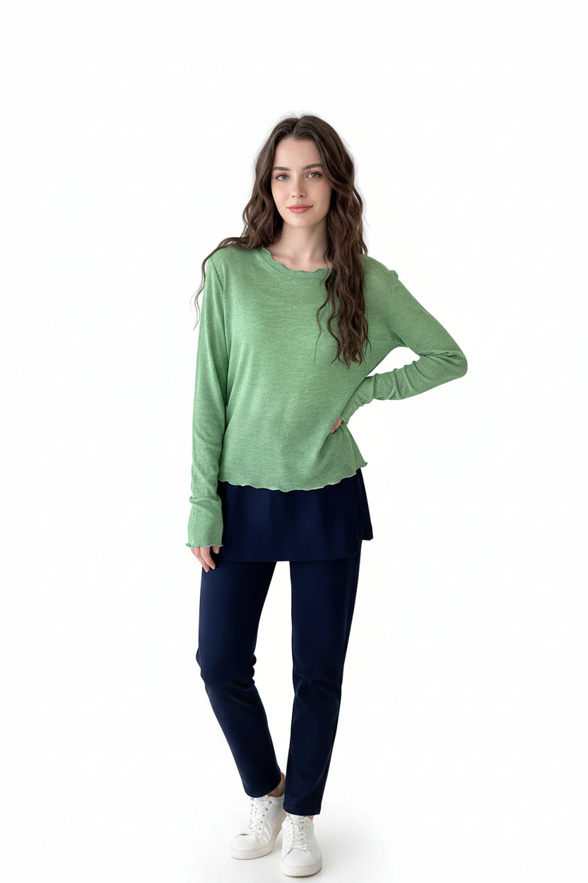 Women's Slim-fit Ruffled-neck Lightweight Top